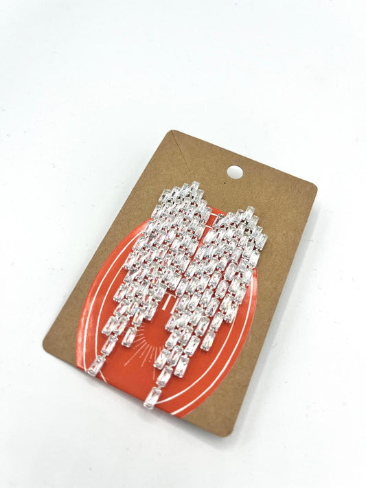 Glinsterende oorbellen met rechthoekige stenen