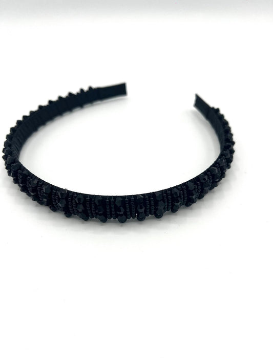 Smalle zwarte haarband met sprankelende kralen