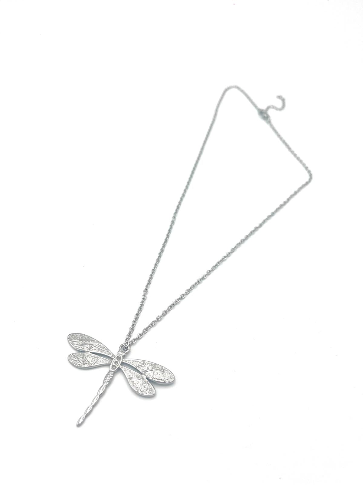 Zilverkleurige fijne ketting met libelle