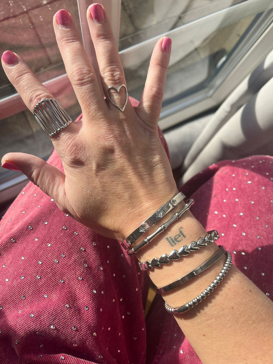 Zilverkleurige bangle bamboe