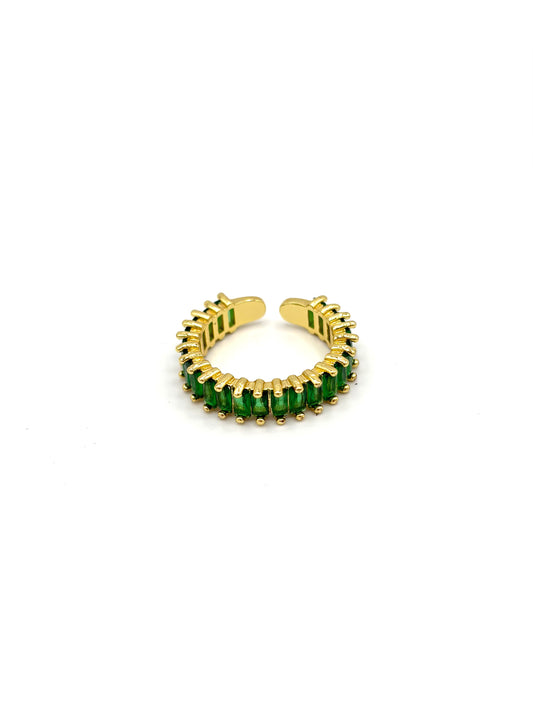 Gouden ring met groene stenen