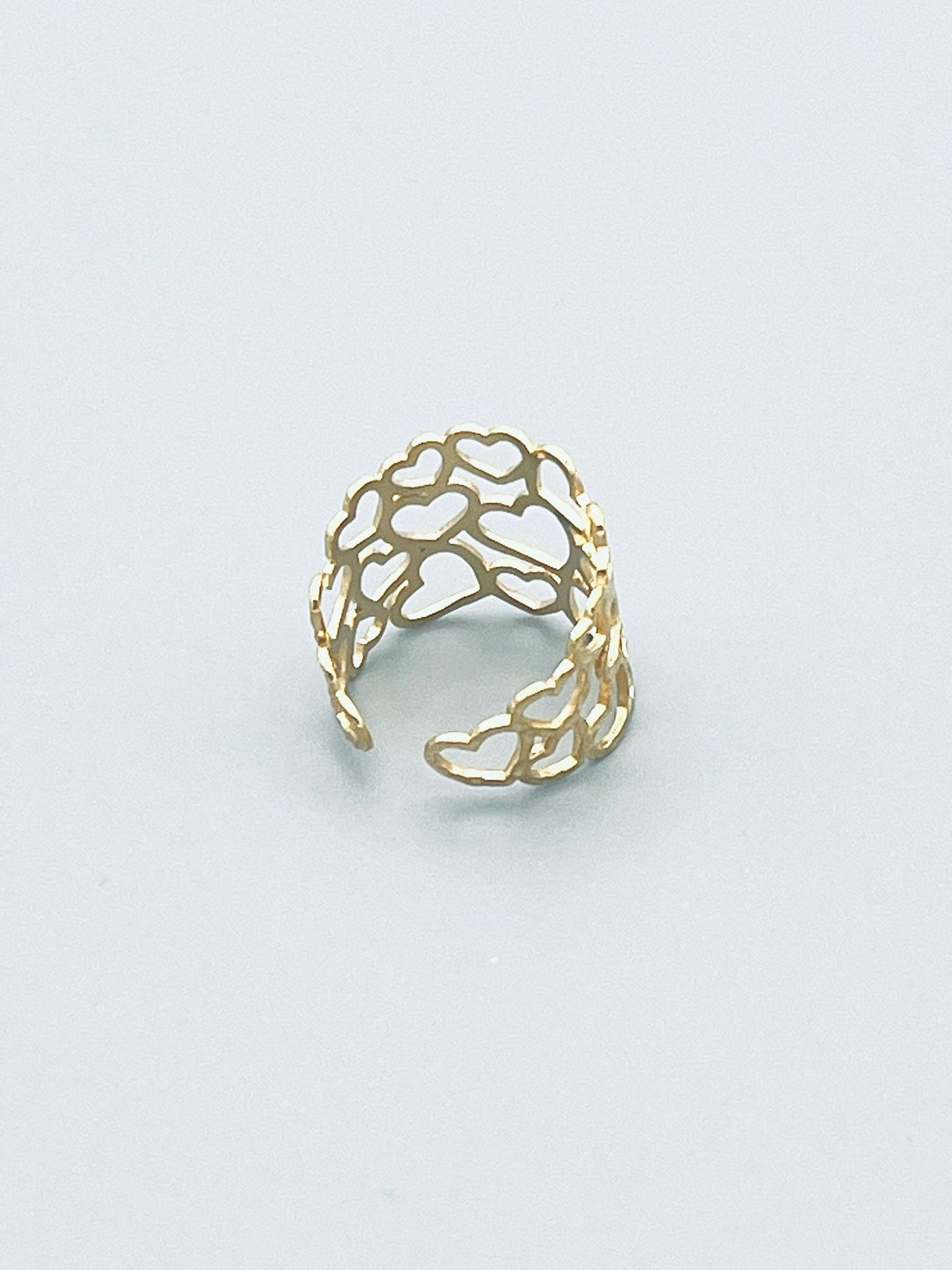 Brede ring met open harten