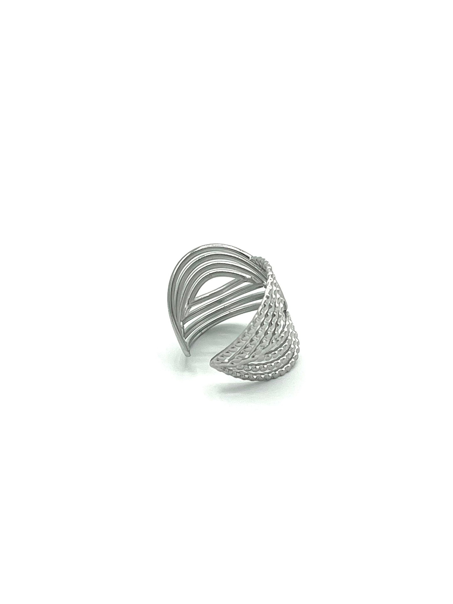 Bold ring met lijnen