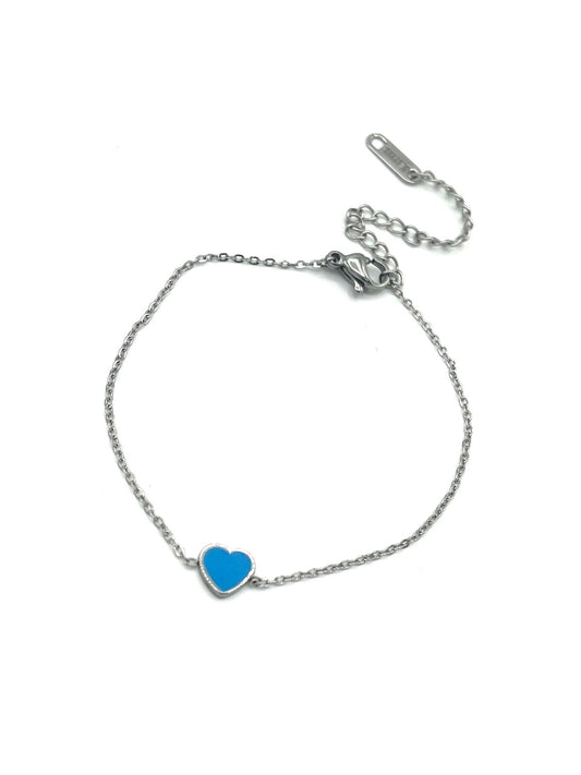 Zilverkleurige armband met blauw hartje
