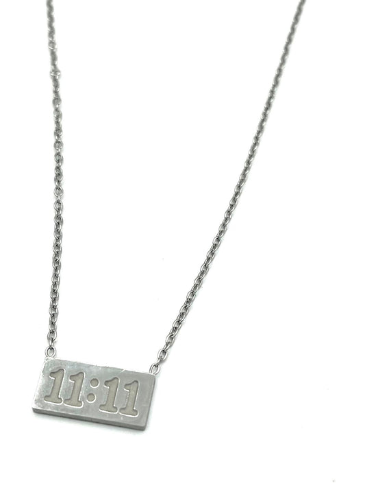 Ketting met ‘11:11’ hanger