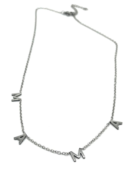 Zilverkleurige ketting met MAMA