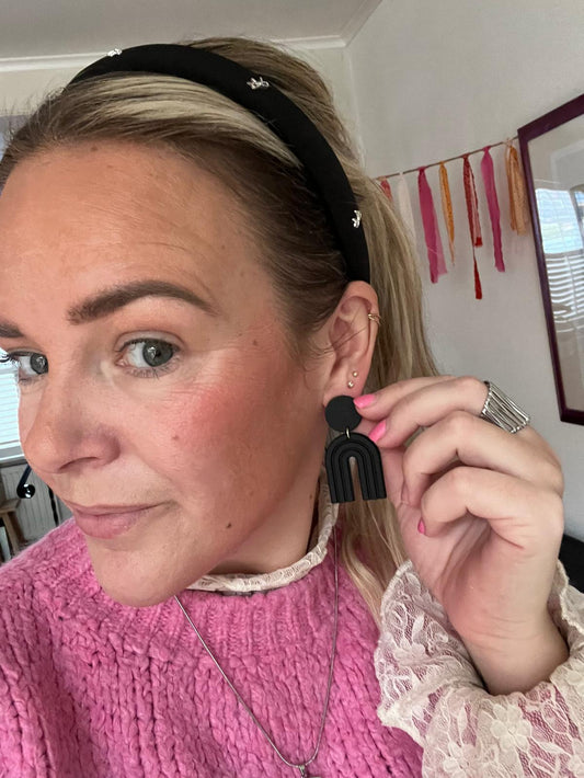 Zwarte haarband met strikjes