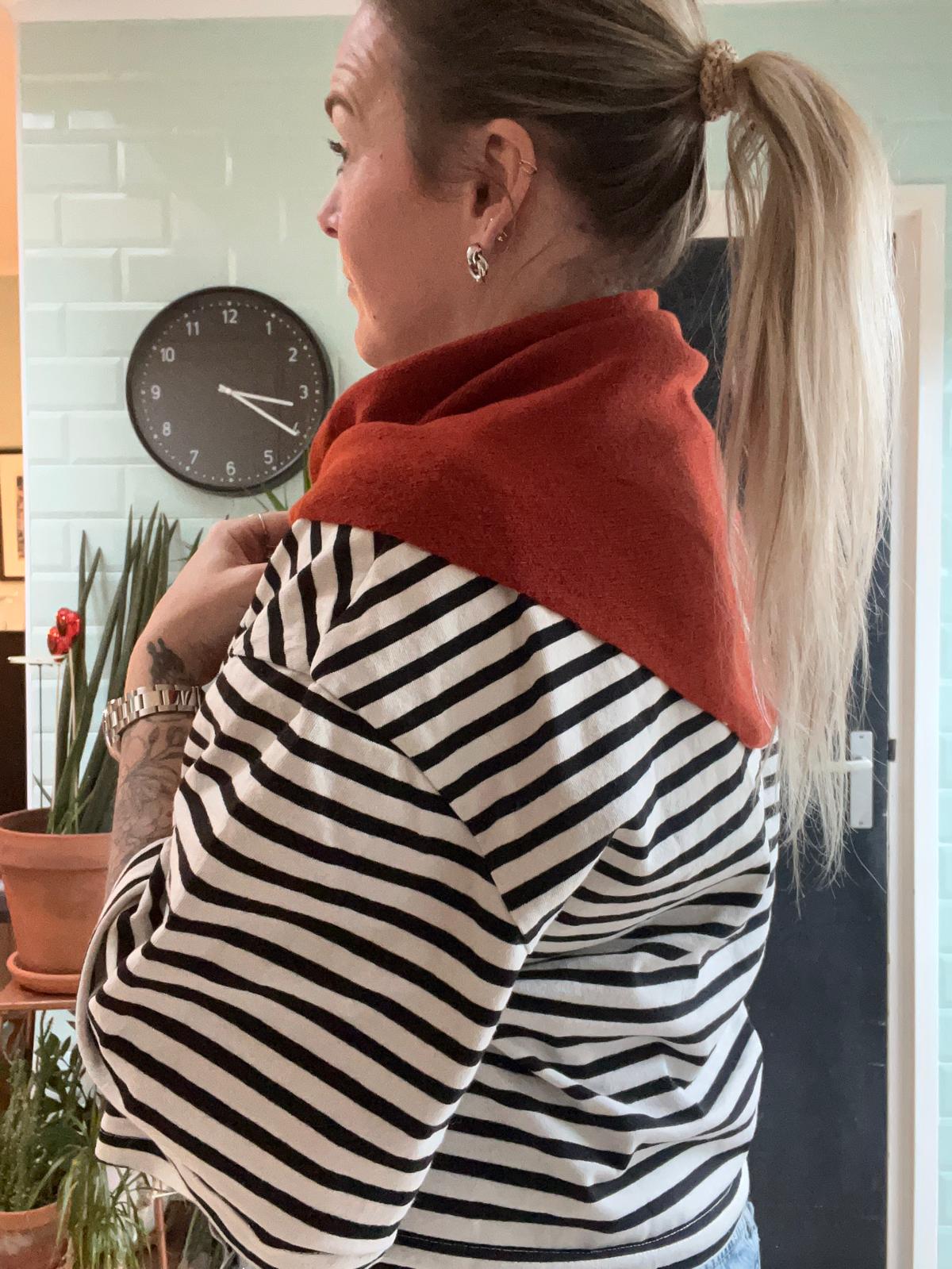 Driehoek sjaal, roest.