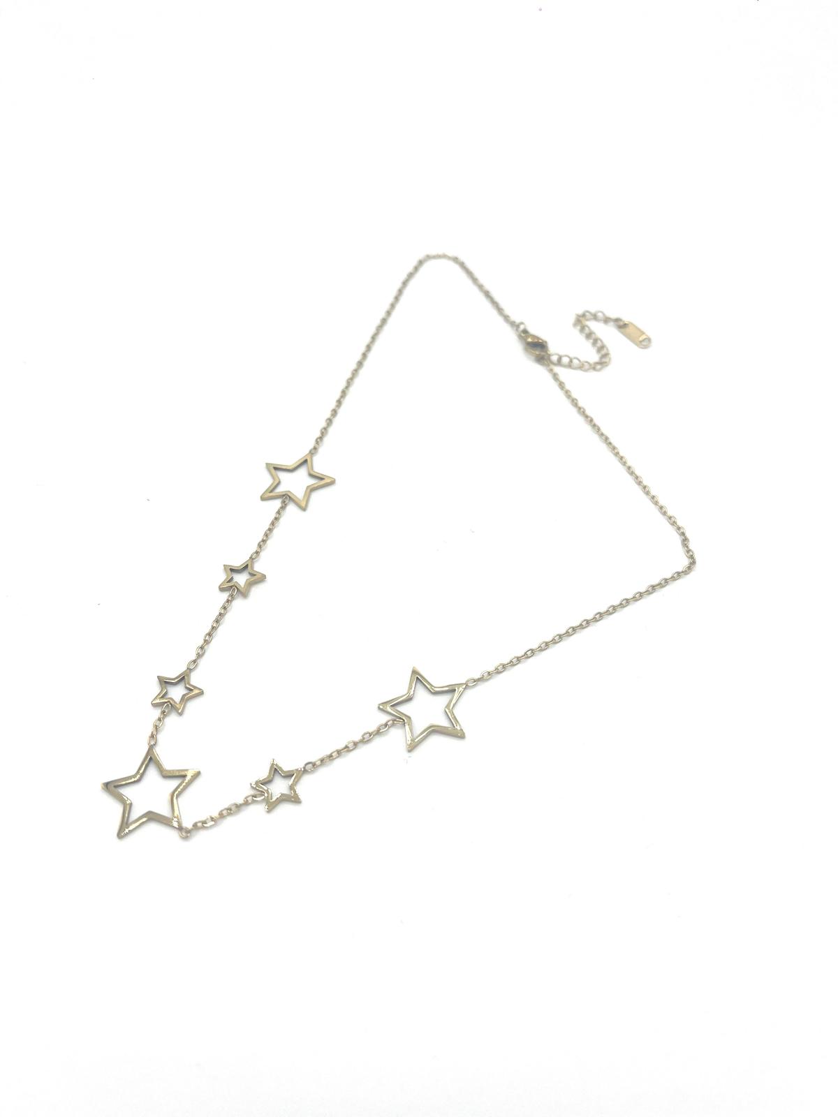 Goudkleurige ketting met zes sterren