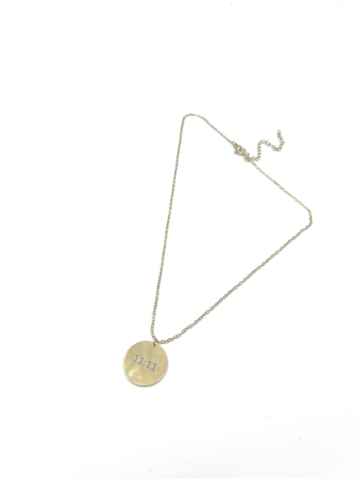 Goudkleurige ketting met ronde 11:11 bedel