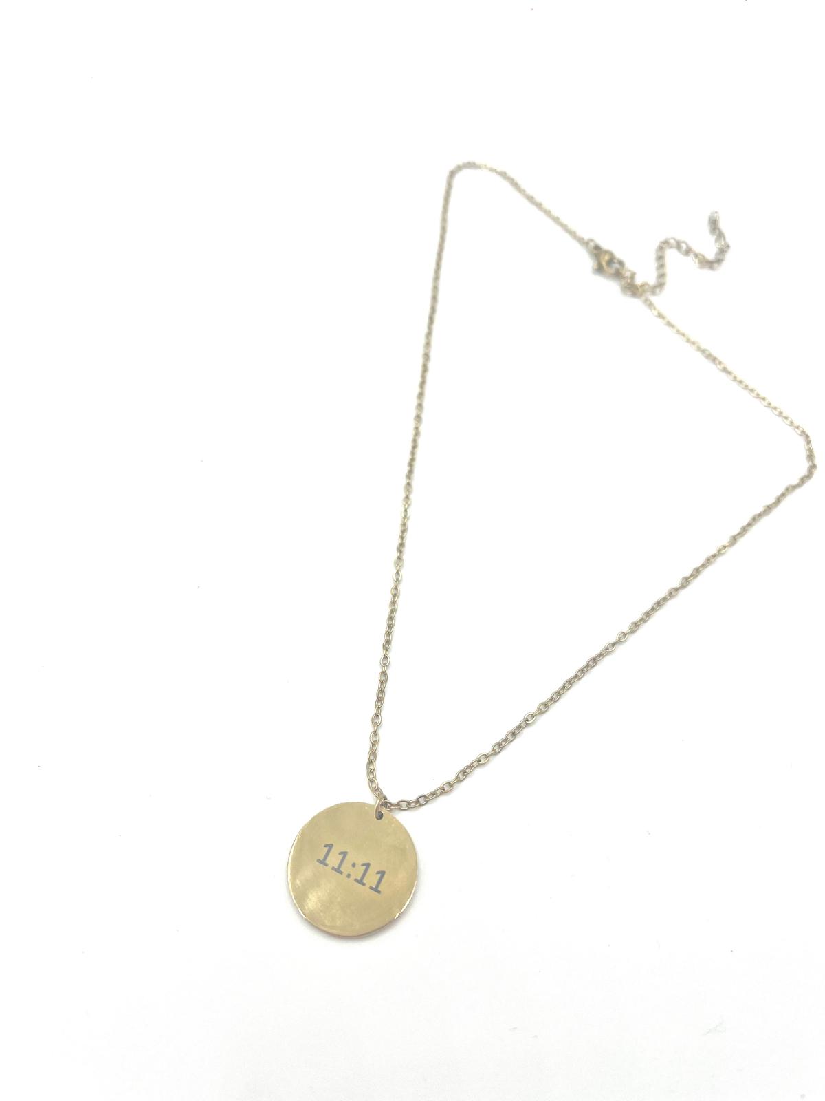 Goudkleurige ketting met ronde 11:11 bedel