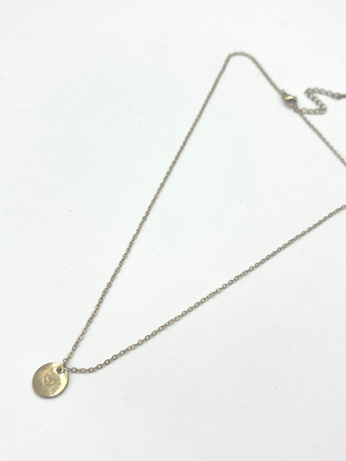 Goudkleurige ketting met hart bedel